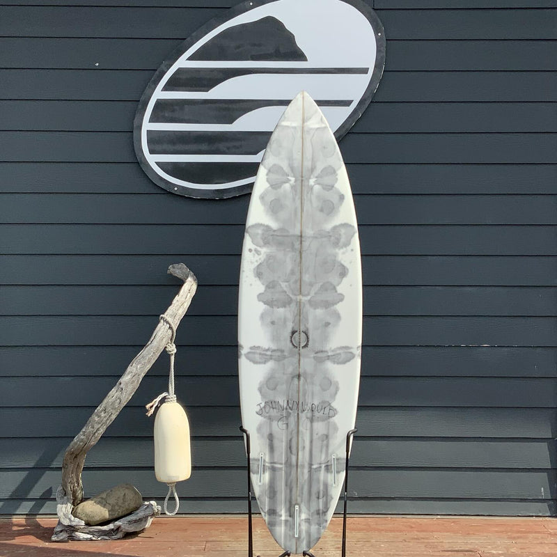 Load image into Gallery viewer, Pace Craft Silverback 6&#39;3 x 19 ½ x 2 ½ Surfboard • USED
