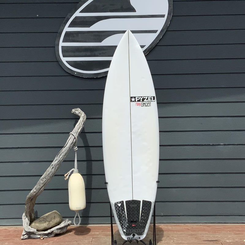 Load image into Gallery viewer, Pyzel Mini Ghost 6'1 × 20 × 2 11/16 Surfboard • USED 1

