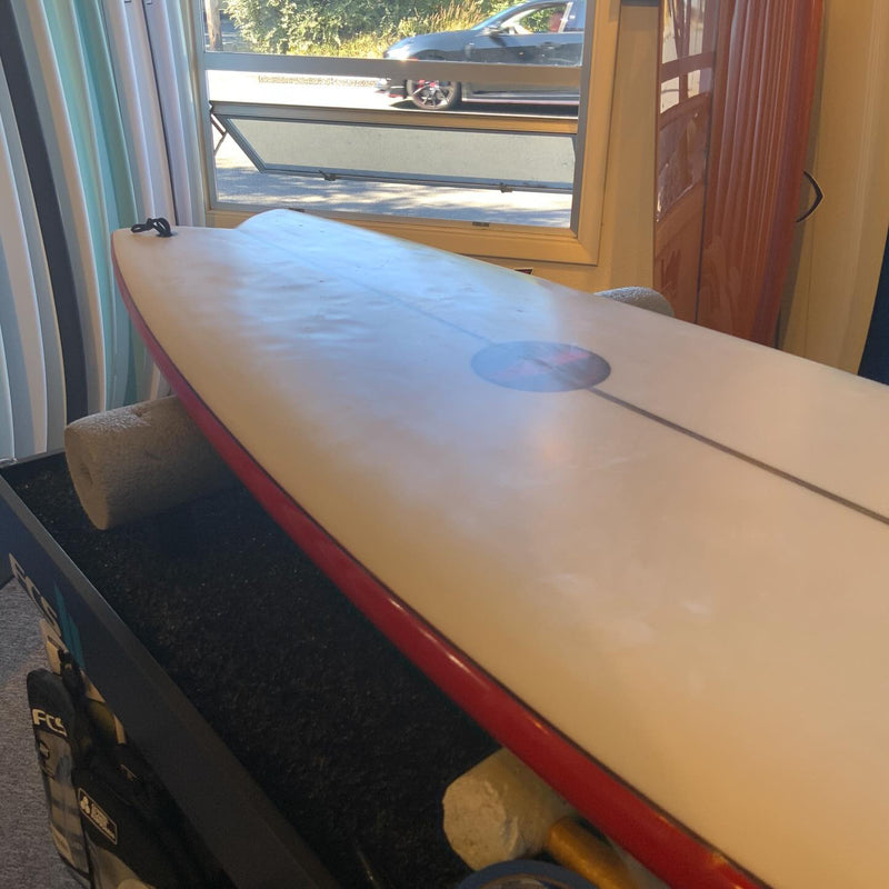 Load image into Gallery viewer, JS Industries Red Baron 5'6 × 21 × 2 ½ Surfboard • USED 8
