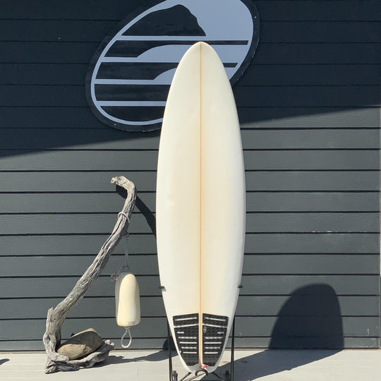Handshape Custom 6'6 x 21 ⅜ x 2 ¾ Surfboard • USED