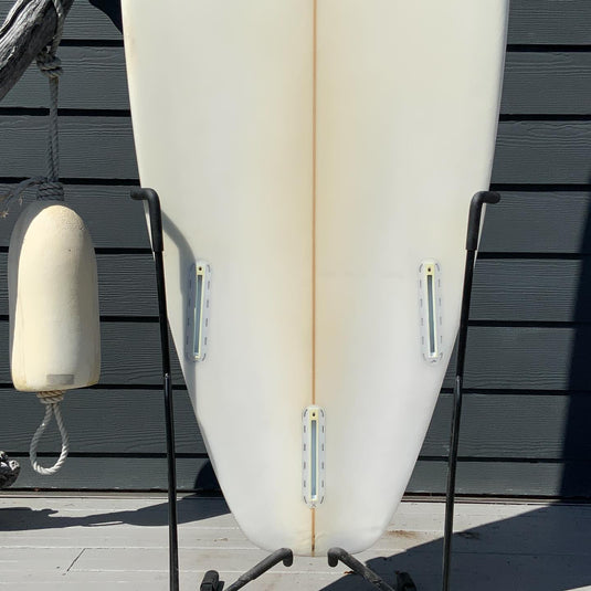 Handshape Custom 6'6 x 21 ⅜ x 2 ¾ Surfboard • USED