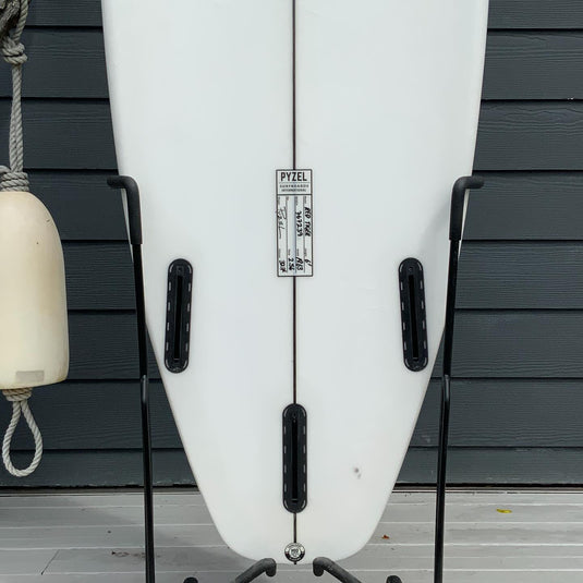 Pyzel Red Tiger 6'1 x 19 ⅝ x 2 9/16 Surfboard • USED 3