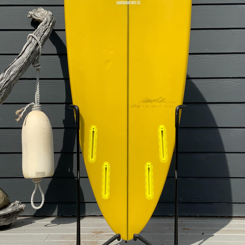 Load image into Gallery viewer, Album Surf Ledge 6&#39;1 x 19 ¼ x 2 ½ Surfboard • USED
