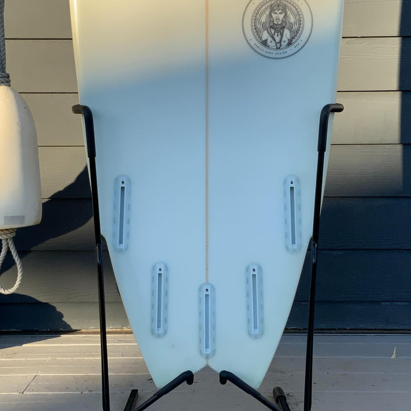 Load image into Gallery viewer, Bauer Custom 5'10 × 20 × 2 7/16 Surfboard • USED 3
