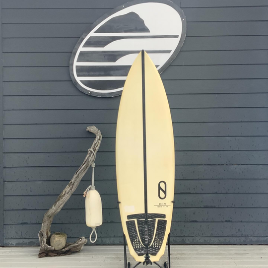 Slater Designs Sci-Fi LFT 6'1 × 20 ¼ × 2 ¾ Surfboard • USED