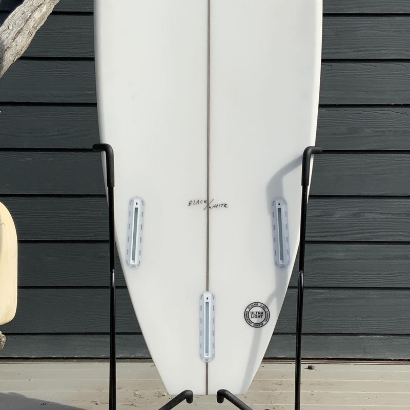 Load image into Gallery viewer, Channel Islands Black &amp; White 5'9 × 18 ⅞ × 2 5/16 Surfboard • USED 
