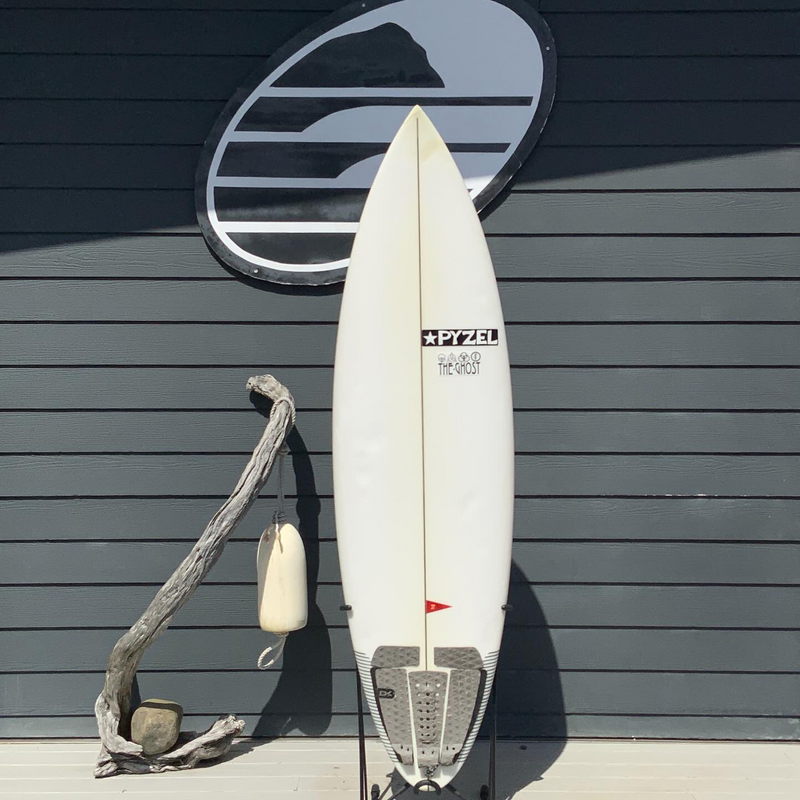 Load image into Gallery viewer, Pyzel Ghost 6'5 × 20 ¾ × 2 ¼ Surfboard • USED 

