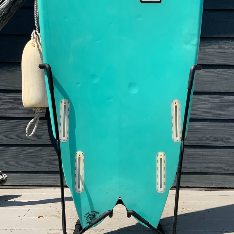 Load image into Gallery viewer, Northwest Surf Design Quad Fish 6'0 × 22 × 3 Surfboard • USED
