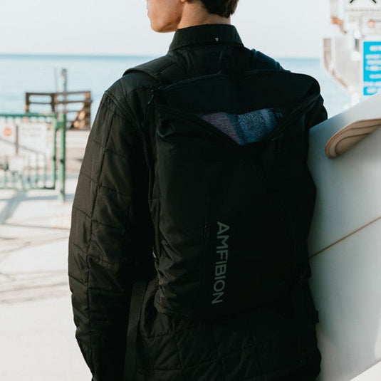 AMFIBION Shoreline 2-in-1 Changing Mat to Surf Pack Backpack