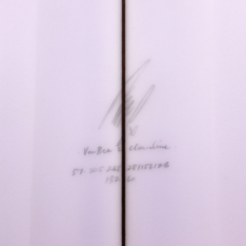 Load image into Gallery viewer, Album Surf Veebee 5'7 × 20 ½ × 2 11/16 Surfboard
