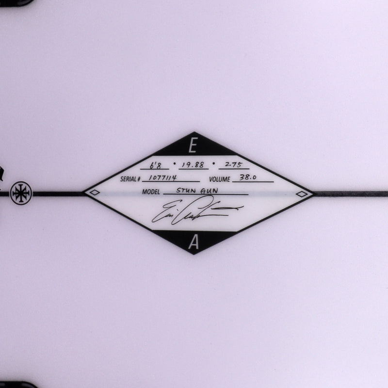 Load image into Gallery viewer, Arakawa Stun Gun 6'8 x 19 ⅞ x 2 ¾ Surfboard 
