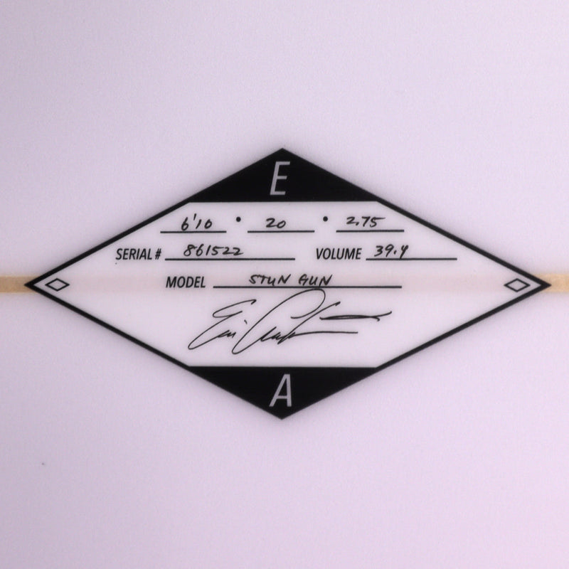 Load image into Gallery viewer, Arakawa Stun Gun 6'10 x 20 x 2 ¾ Surfboard
