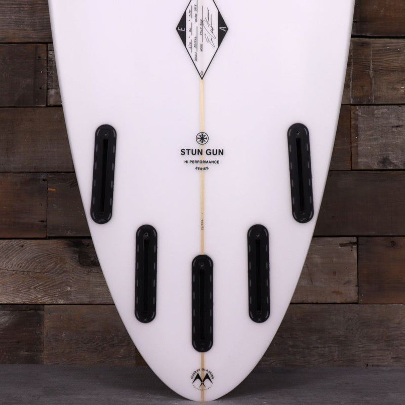 Load image into Gallery viewer, Arakawa Stun Gun 6'10 x 20 x 2 ¾ Surfboard
