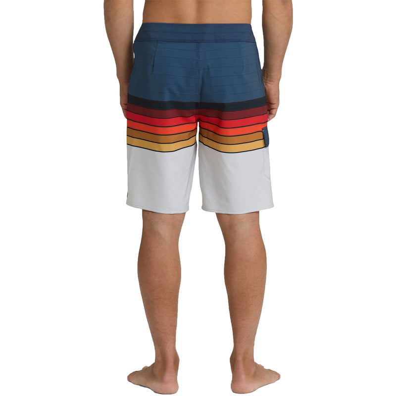 Load image into Gallery viewer, Billabong All Day Stripe Pro 20" Boardshorts
