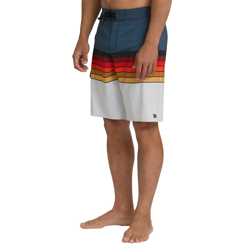 Load image into Gallery viewer, Billabong All Day Stripe Pro 20" Boardshorts
