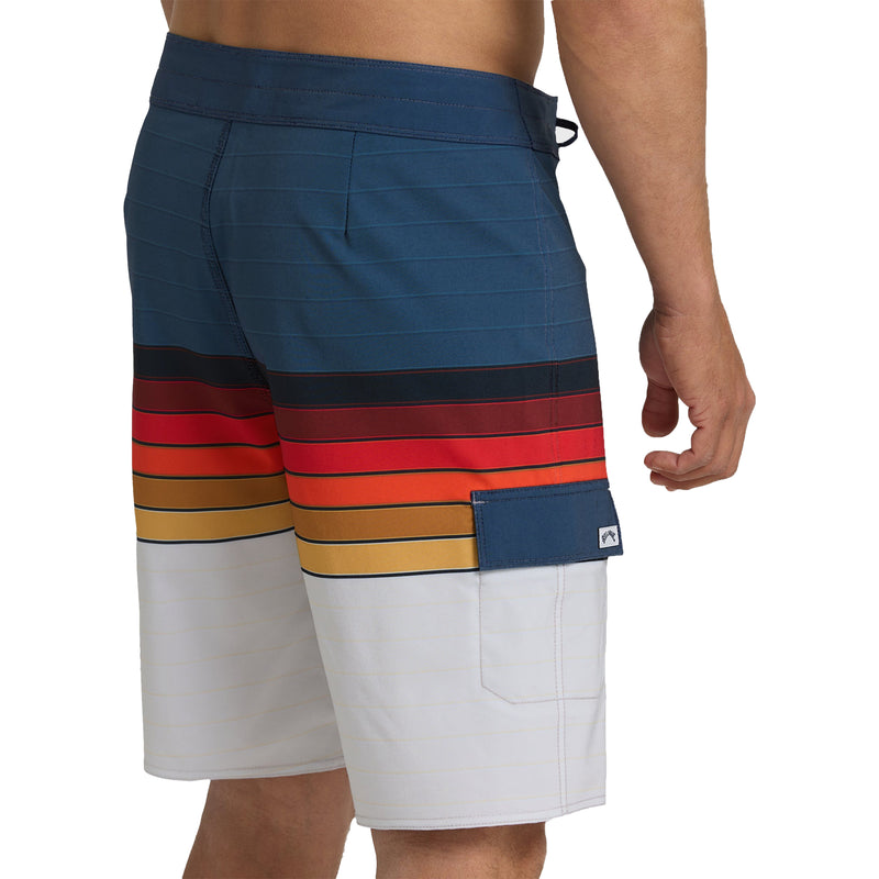 Load image into Gallery viewer, Billabong All Day Stripe Pro 20" Boardshorts
