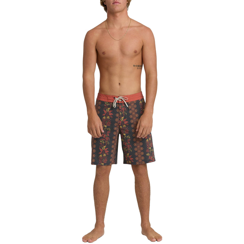 Load image into Gallery viewer, Billabong Sundays Lo Tide 17.5" Boardshorts
