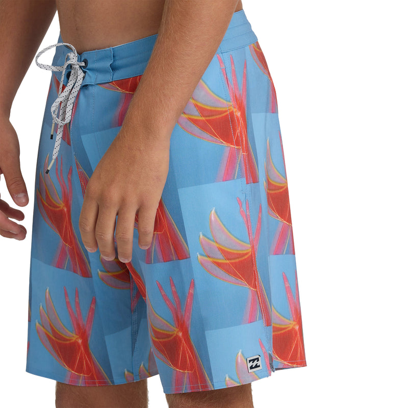 Load image into Gallery viewer, Billabong Good Times Gallery Lo Tide 17.5" Boardshorts
