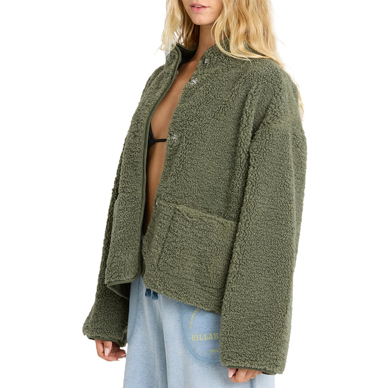 Load image into Gallery viewer, Billabong Women's Camper Reversible Snap-Button Sherpa Jacket
