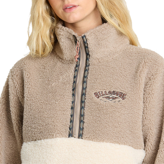 Billabong Women's A/Div Horizon Mock Neck Half-Zip Sherpa Sweatshirt