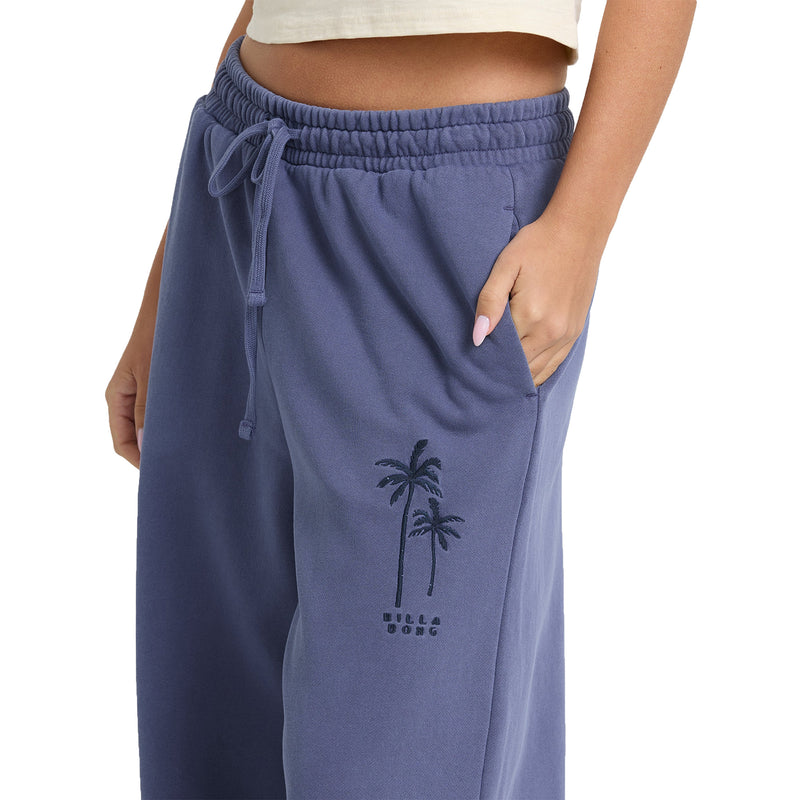 Load image into Gallery viewer, Billabong Women's Tide Saltwashed Fleece Sweatpants 
