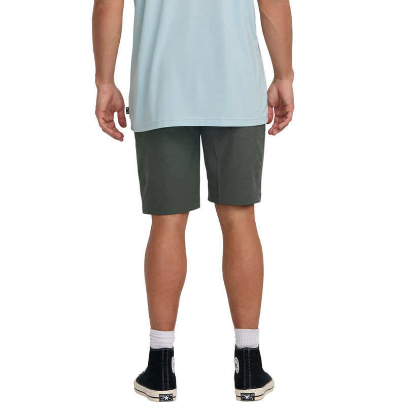 Load image into Gallery viewer, Billabong Crossfire Submersible Hybrid 21" Shorts - Asphalt
