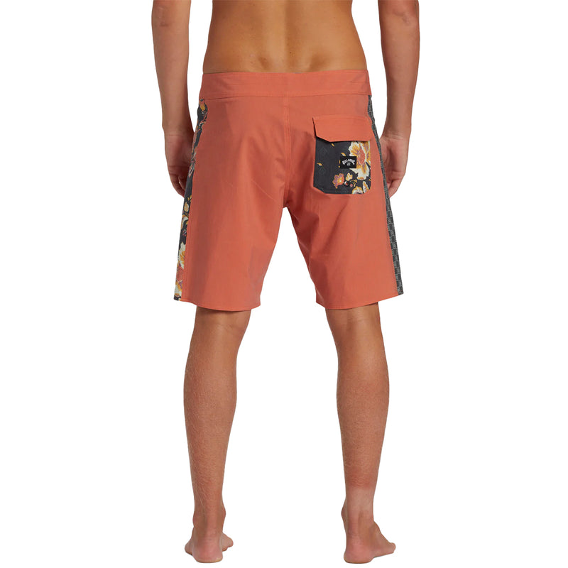Load image into Gallery viewer, Billabong D Bah Pro 18" Boardshorts
