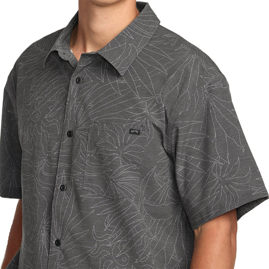 Billabong Surftrek Transit Short Sleeve Button-Up Shirt 7