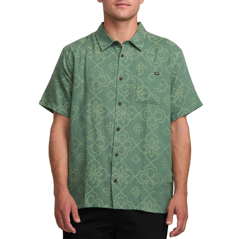 Load image into Gallery viewer, Billabong Sundays Jacquard Short Sleeve Button-Up Shirt
