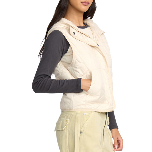 Billabong Women's Cliffs Quilted Vest 5
