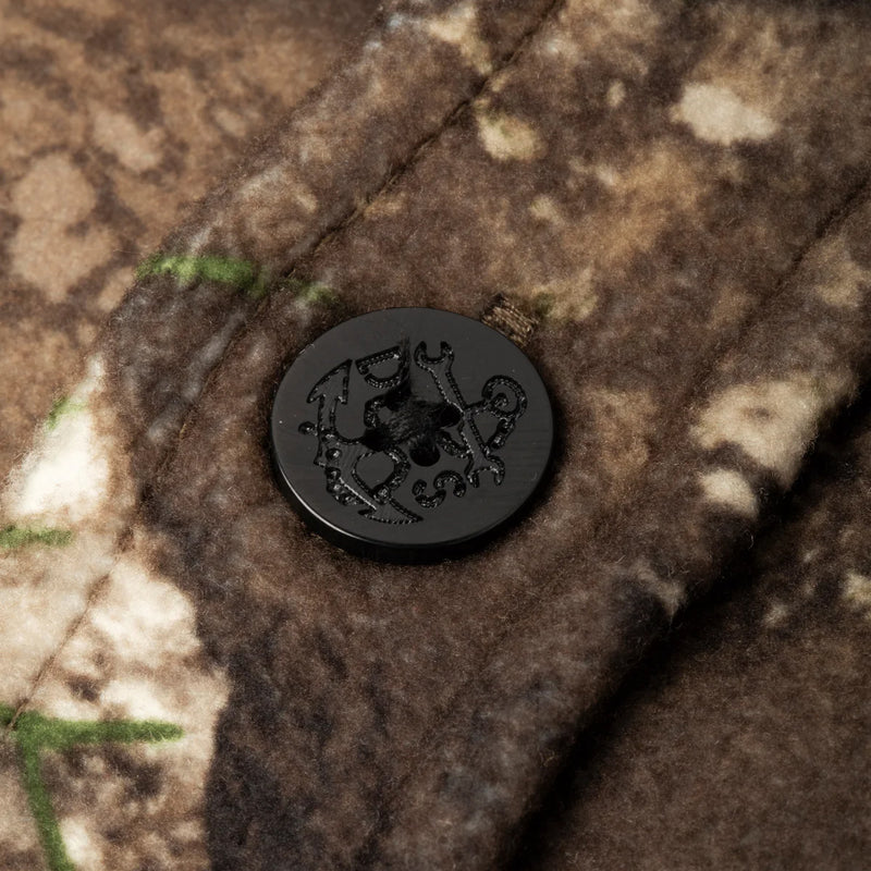 Load image into Gallery viewer, Dark Seas Zulu Realtree Long Sleeve Button-Up Flannel
