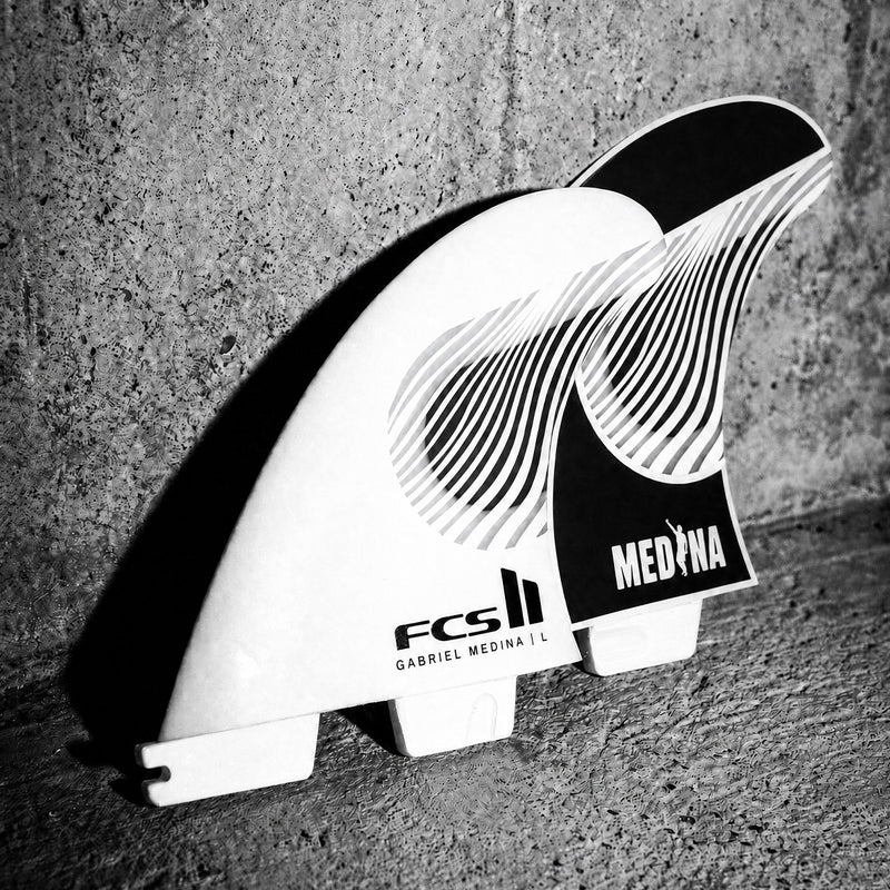 Load image into Gallery viewer, FCS II Gabriel Medina PC + AirCore Tri-Fin Set 4
