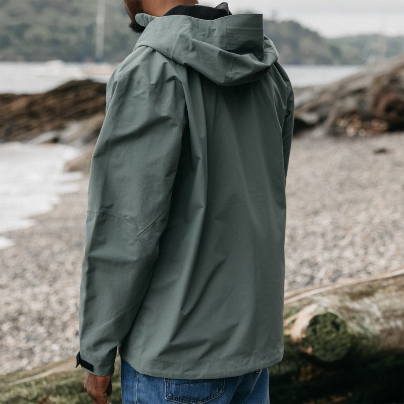 Load image into Gallery viewer, Finisterre Stormbird Waterproof Hooded Zip-Up Jacket 21
