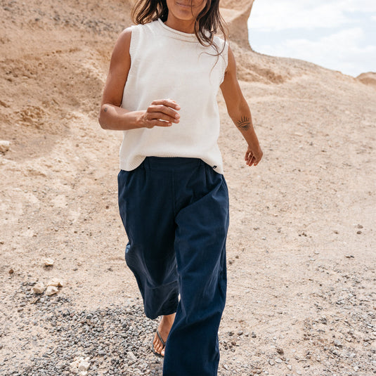 Finisterre Women's Morva Barrel Pants 4