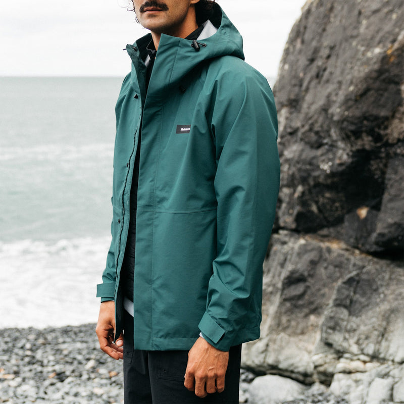 Load image into Gallery viewer, Finisterre Skybird Waterproof Hooded Zip-Up Jacket 2
