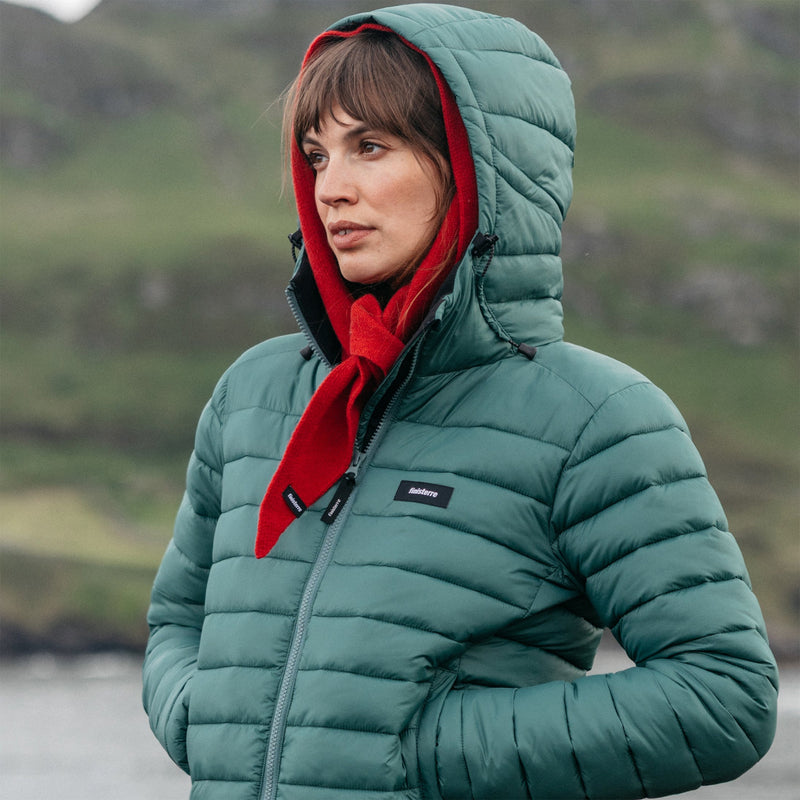 Load image into Gallery viewer, Finisterre Women's Nimbus Hooded Zip-Up Jacket 23

