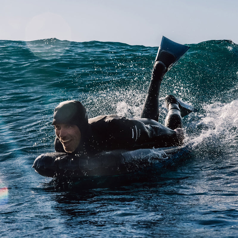 Load image into Gallery viewer, Finisterre Shearwater 5/4 Hooded U-Zip Wetsuit
