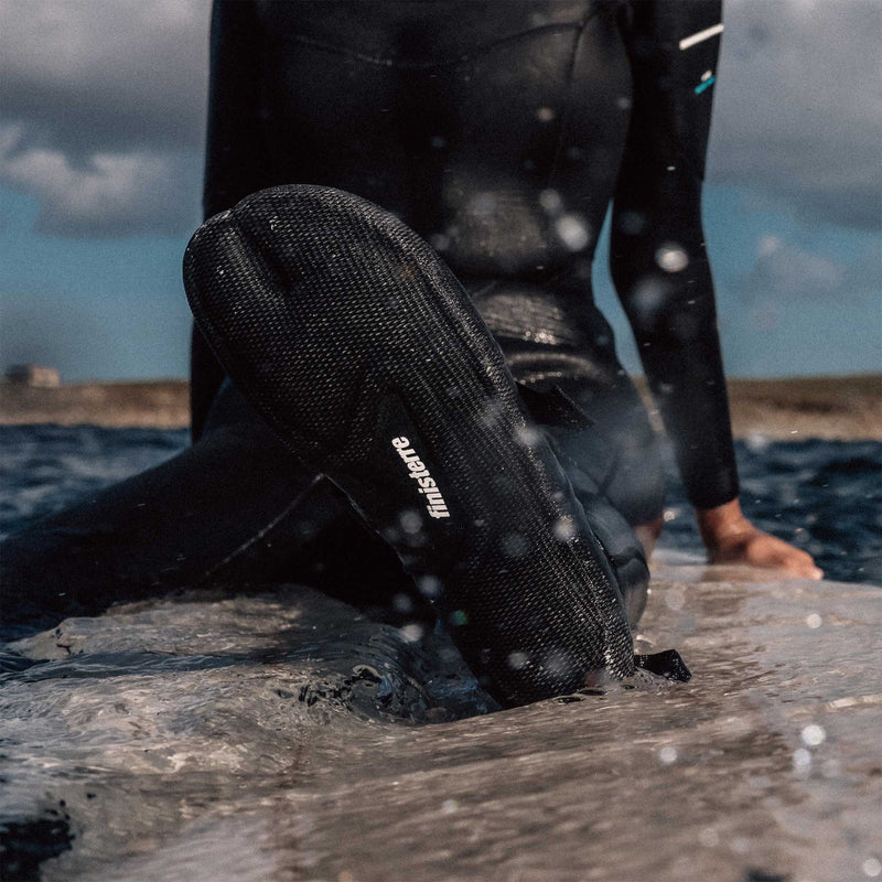 Load image into Gallery viewer, Finisterre Shearwater 5mm Split-Toe Boots
