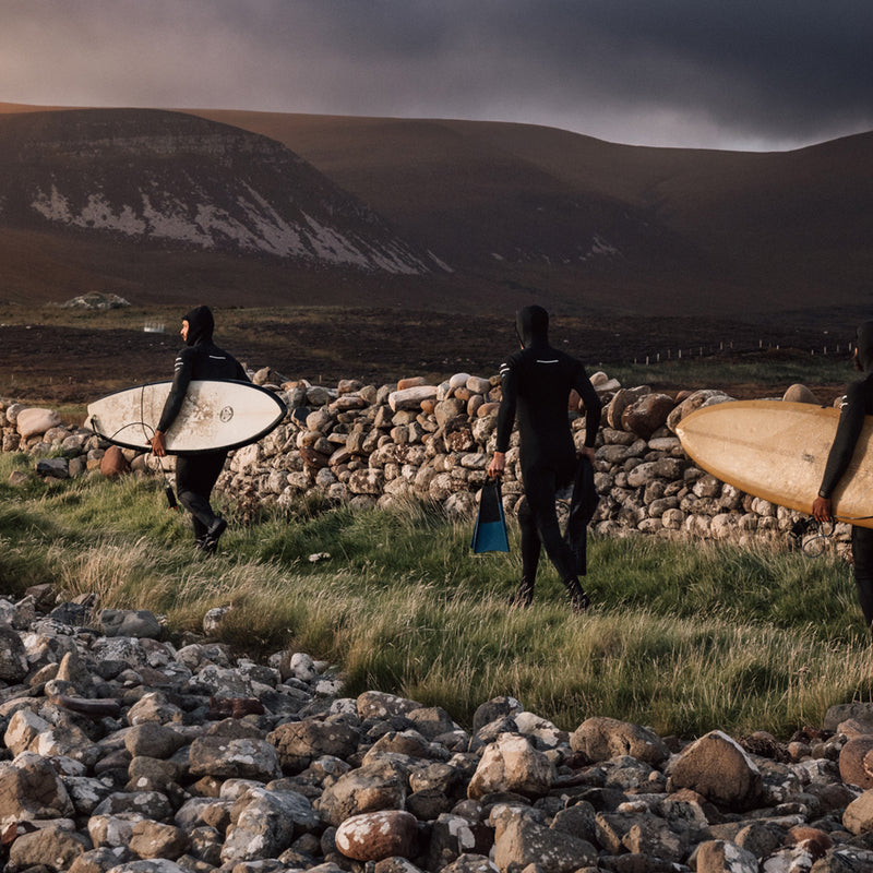 Load image into Gallery viewer, Finisterre Shearwater 5mm Split-Toe Boots
