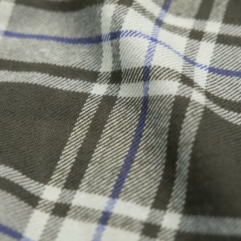 Load image into Gallery viewer, Finisterre Beardsmore Long Sleeve Button-Up Shirt
