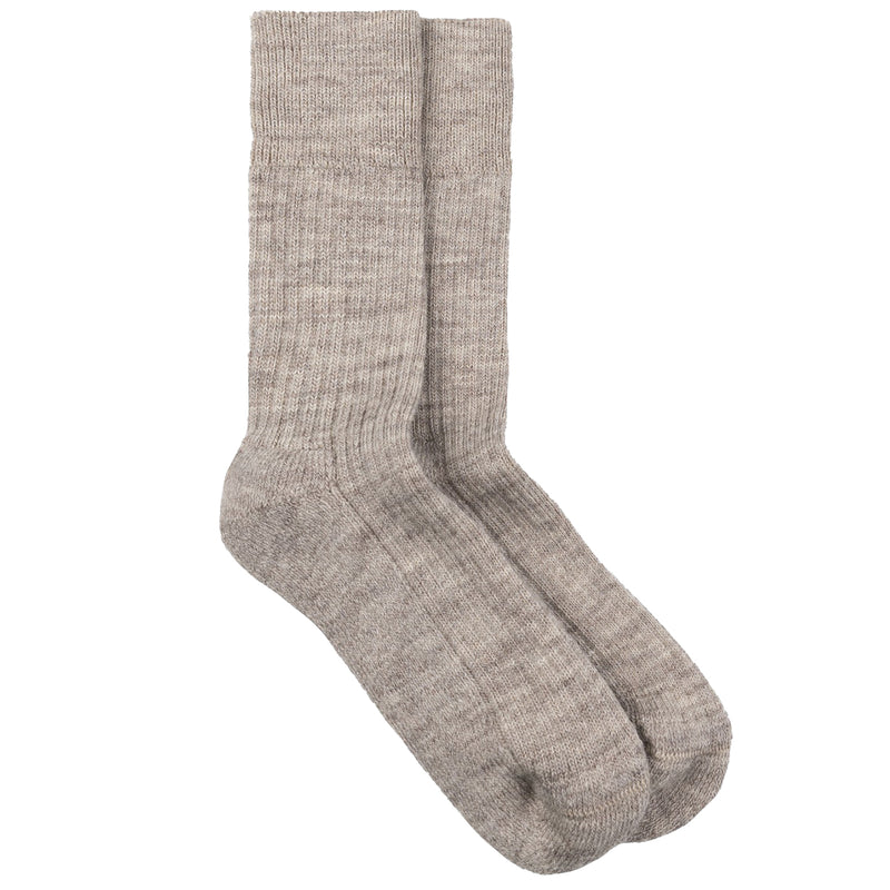 Load image into Gallery viewer, Finisterre Ribbed Socks 9
