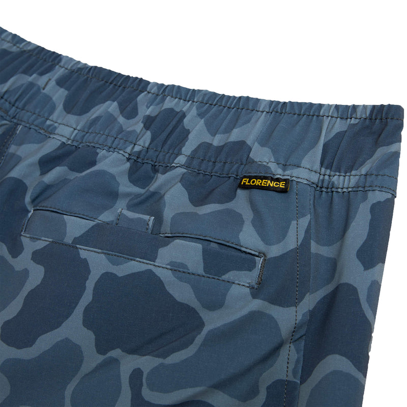 Load image into Gallery viewer, Florence Marine X Standard Issue Elastic 17.5" Shorts 3
