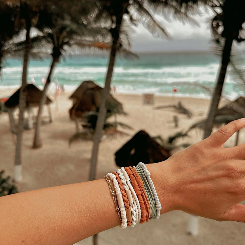 Load image into Gallery viewer, Gypsea Bands Women's Laguna 4
