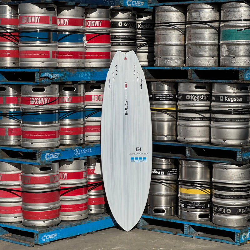 Load image into Gallery viewer, Harley Ingleby Series HIBT 3+3 Thunderbolt Red 6'0 x 20 x 2 ⅝ Surfboard - White/Red
