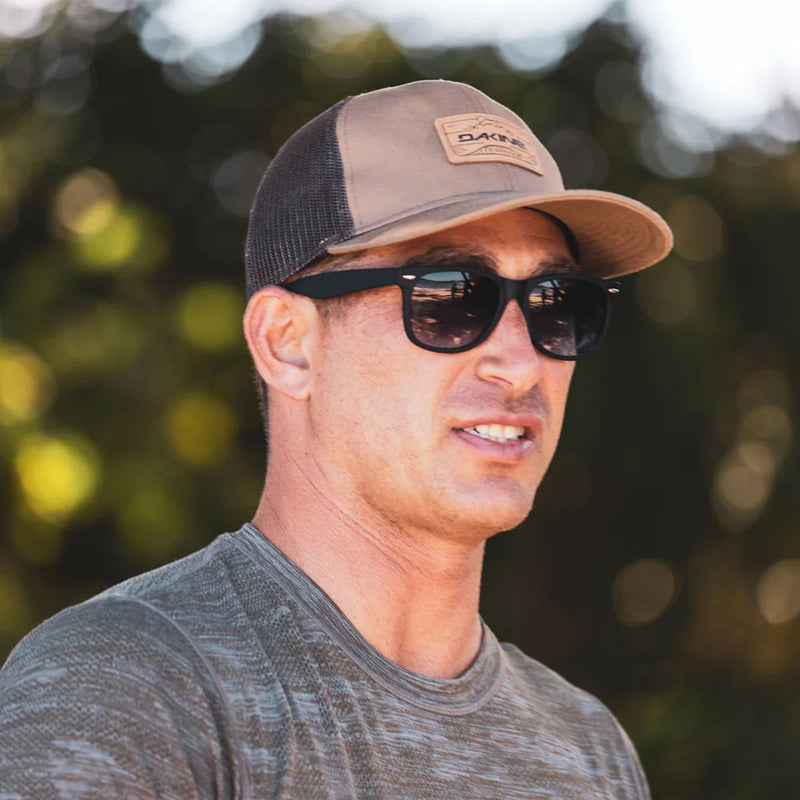 Load image into Gallery viewer, Dakine Peak To Peak Trucker Hat
