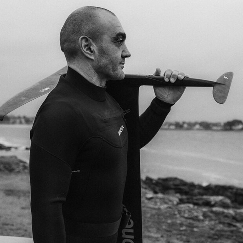 Load image into Gallery viewer, Manera Seafarer 3/2 Chest-Zip Wetsuit
