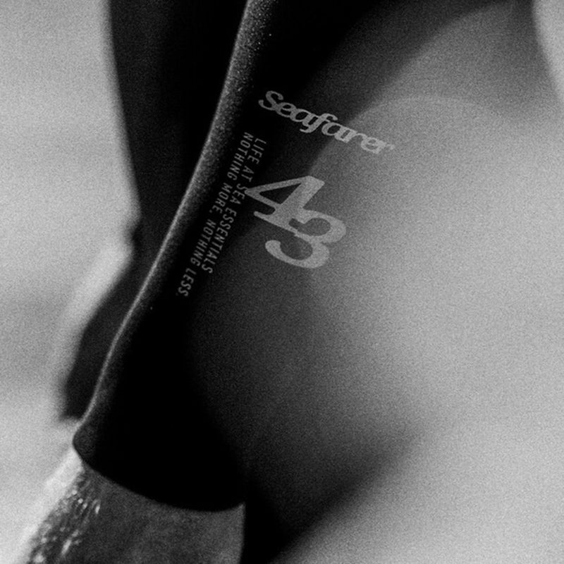 Load image into Gallery viewer, Manera Seafarer 4/3 Chest-Zip Wetsuit
