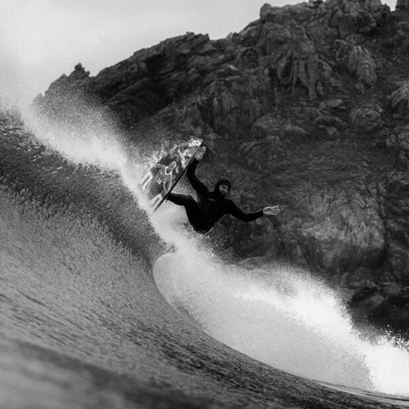 Load image into Gallery viewer, Manera Seafarer 4/3 Hooded Chest-Zip Wetsuit
