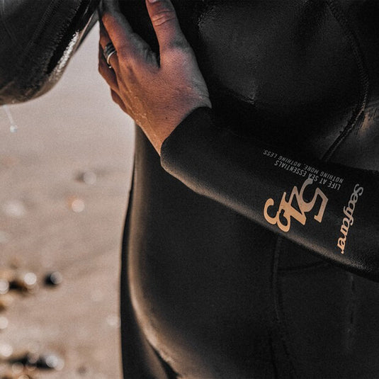 Manera Women's Seafarer 5/4/3 Chest-Zip Wetsuit