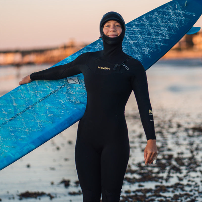 Load image into Gallery viewer, Manera Women&#39;s Magma Meteor 5/4/3 Hooded Chest Zip Wetsuit
